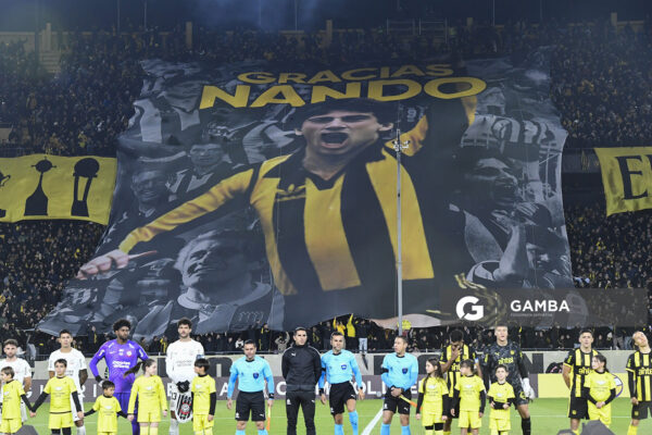 Homenaje a Fernando Morena. Copa Conmebol Libertadores. Estadio Campeón del Siglo.