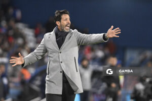 Jorge Bava, director técnico de Nacional, Copa Conmebol Libertadores. Estadio Gran Parque Central.