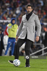 Jorge Bava, director técnico de Nacional, Copa Conmebol Libertadores. Estadio Gran Parque Central.