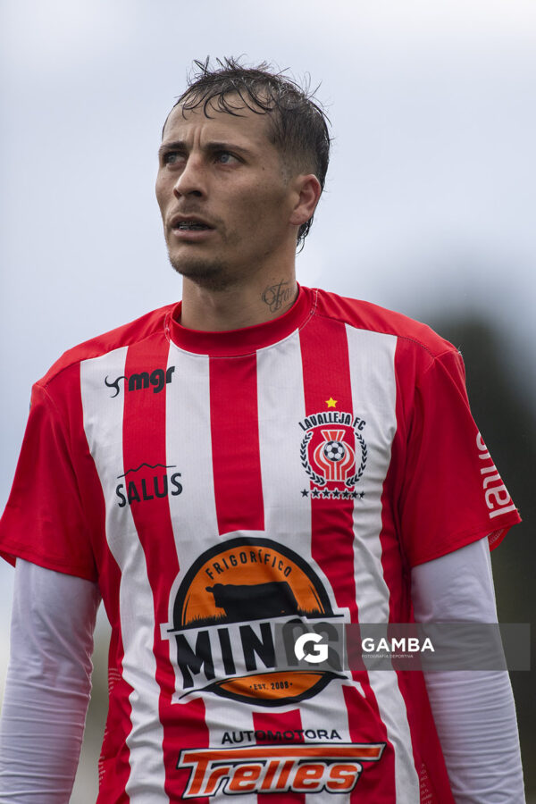 Brahian Vergara, de Lavalleja, 22ª Copa Nacional de Clubes. Estadio Juan Antonio Lavalleja.