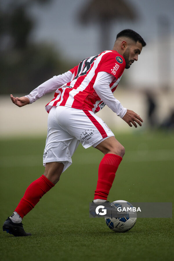 Leandro Balao, de Lavalleja, 22ª Copa Nacional de Clubes. Estadio Juan Antonio Lavalleja.