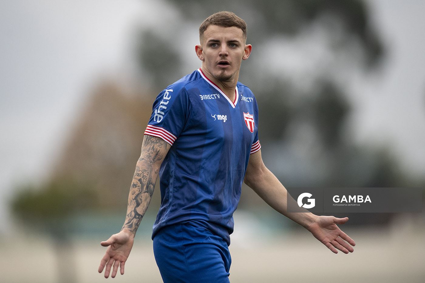 Lucas Mastracucci, de San Carlos, 22ª Copa Nacional de Clubes. Estadio Juan Antonio Lavalleja.