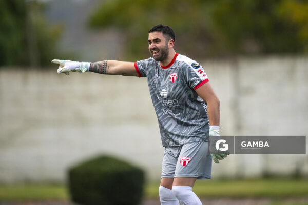 Juan Lladó, golero de San Carlos, 22ª Copa Nacional de Clubes. Estadio Juan Antonio Lavalleja.