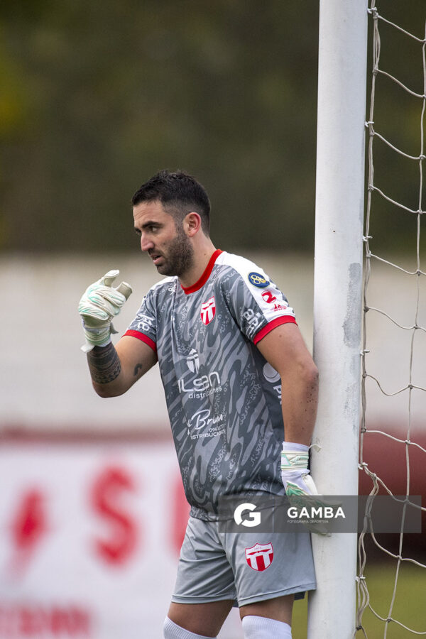 Juan Lladó, golero de San Carlos, 22ª Copa Nacional de Clubes. Estadio Juan Antonio Lavalleja.