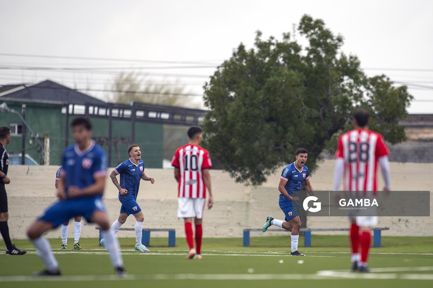 Gonzalo Gadea, de San Carlos, 22ª Copa Nacional de Clubes. Estadio Juan Antonio Lavalleja.