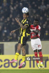 Abel Hernández, de Peñarol, Copa Conmebol Libertadores. Estadio Campeón del Siglo.