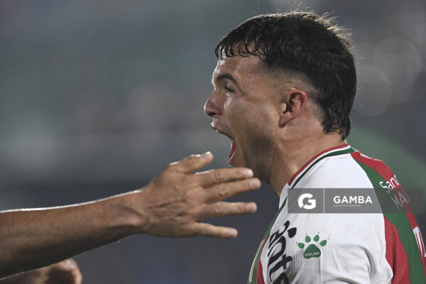 Christian Tabó, de Deportivo Maldonado, Liga AUF Uruguaya. Estadio Domingo Burgueño.
