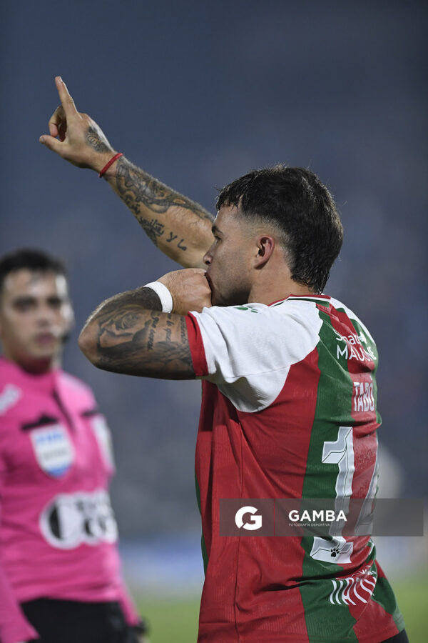 Christian Tabó, de Deportivo Maldonado, Liga AUF Uruguaya. Estadio Domingo Burgueño.