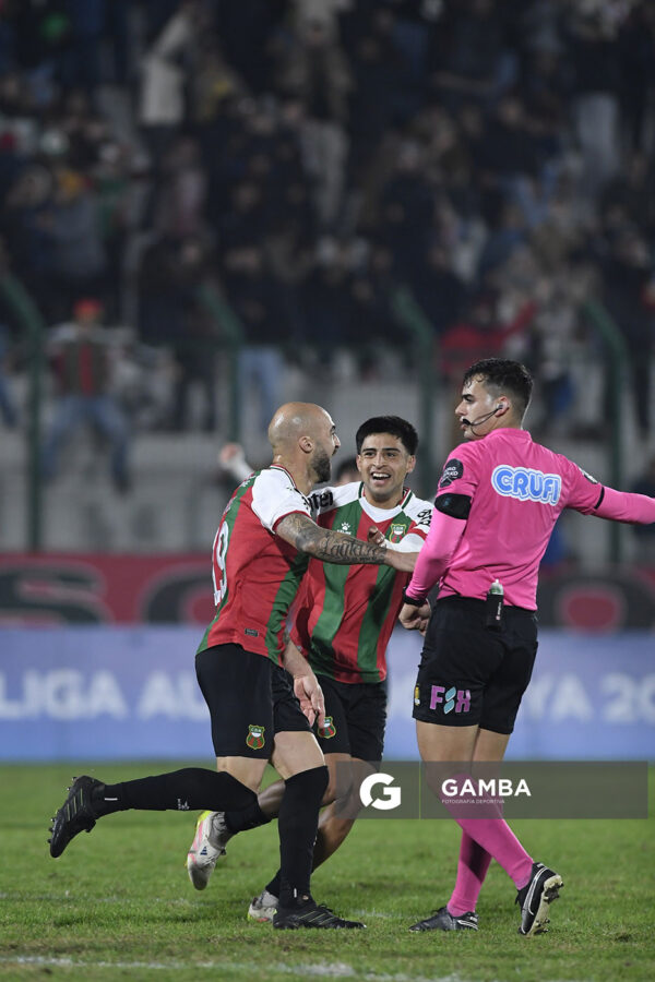 Facundo Tealde, de Deportivo Maldonado, Liga AUF Uruguaya. Estadio Domingo Burgueño.