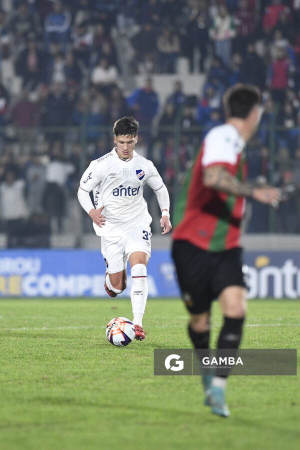 Tomás Viera, de Nacional, Liga AUF Uruguaya. Estadio Domingo Burgueño.