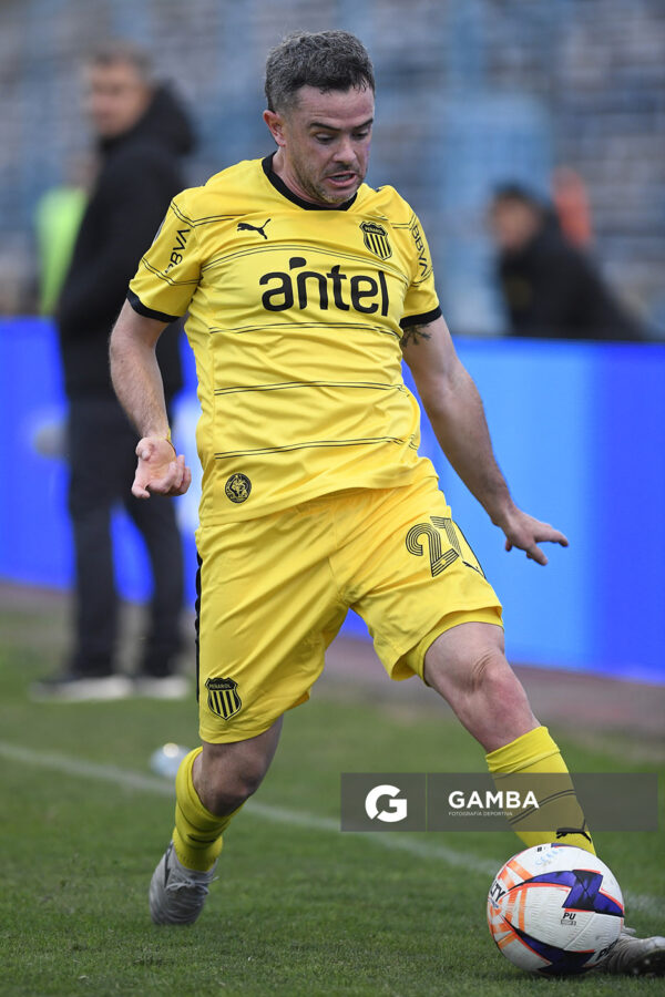 Lucas Hernández, de Peñarol, Liga AUF Uruguaya. Estadio Luis Tróccoli.