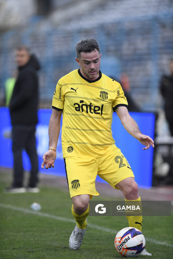Lucas Hernández, de Peñarol, Liga AUF Uruguaya. Estadio Luis Tróccoli.