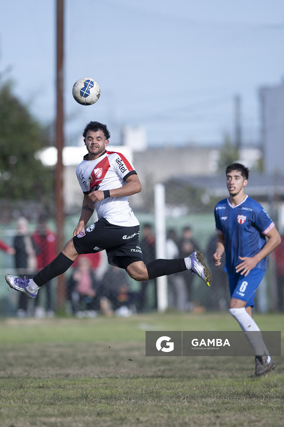 Darío Casañas, de Barrio Olímpico, 22ª Copa Nacional de Clubes. Estadio Parque Walter Montero.