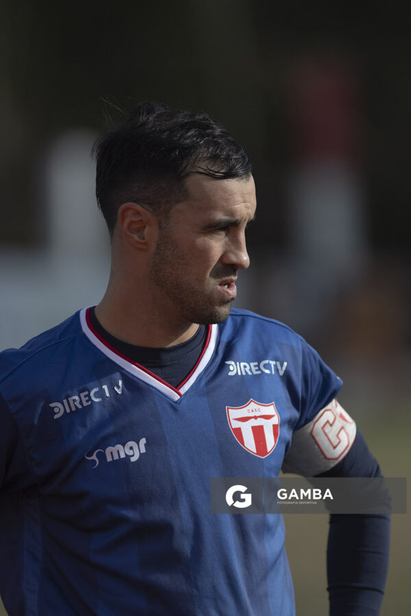 Pablo Moreira, de San Carlos, 22ª Copa Nacional de Clubes. Estadio Parque Walter Montero.