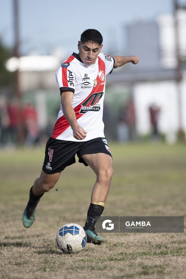 Matías Píriz, de Barrio Olímpico, 22ª Copa Nacional de Clubes. Estadio Parque Walter Montero.