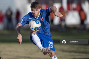 Ignacio Sosa, de San Carlos, 22ª Copa Nacional de Clubes. Estadio Parque Walter Montero.