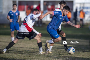 Axel Ripa, de San Carlos, 22ª Copa Nacional de Clubes. Estadio Parque Walter Montero.