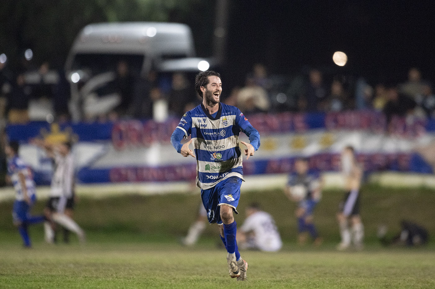 Libertad 1 - Ferro Carril 1. 22ª Copa Clubes OFI.