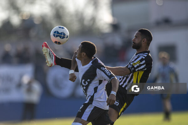Fabricio Martínez, de Río Negro, 22ª Copa Nacional de Clubes.