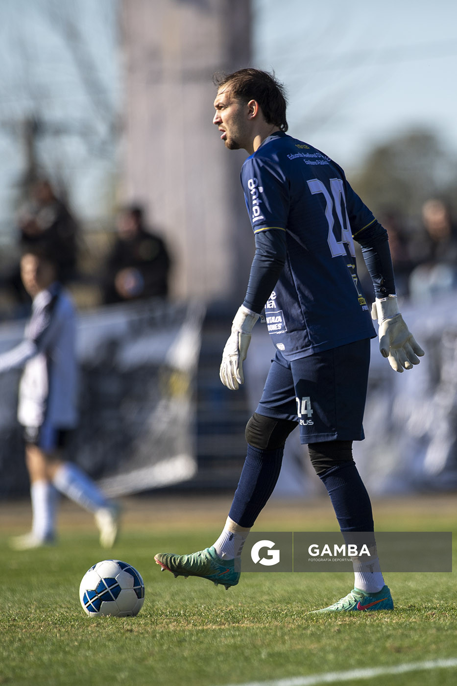 Leonardo Fagúndez, golero de Ferro Carril, 22ª Copa Nacional de Clubes.
