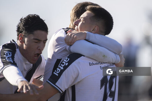 Santiago Falcón, de Ferro Carril, 22ª Copa Nacional de Clubes.