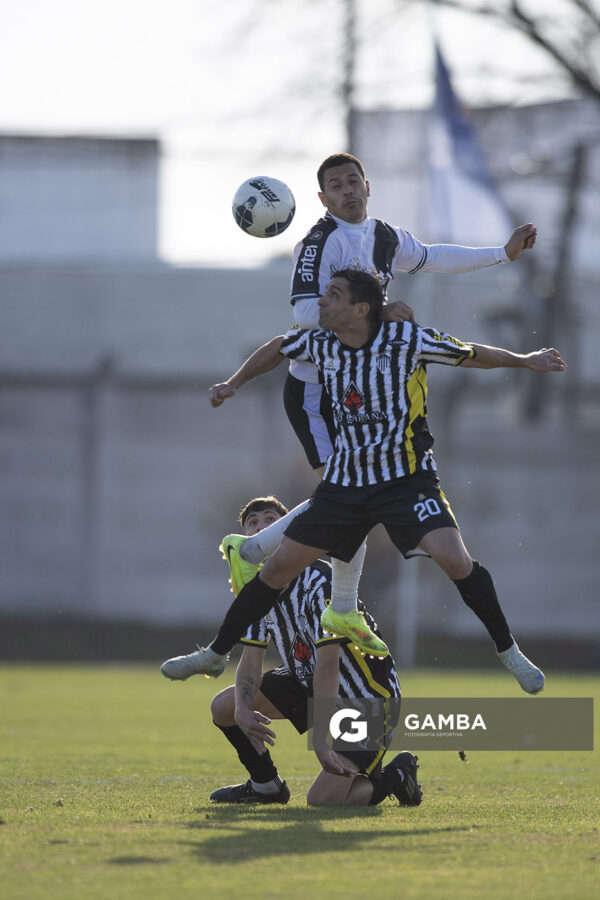 Maximiliano Calzada, de Río Negro, 22ª Copa Nacional de Clubes.