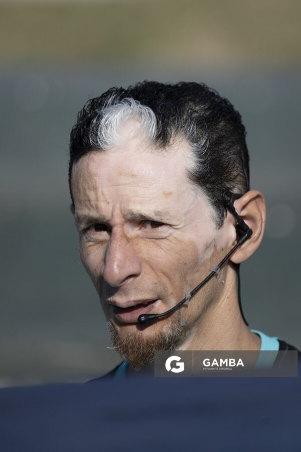 Mario Mauttones, árbitro central, 22ª Copa Nacional de Clubes.