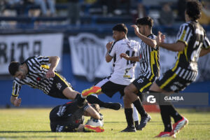 Gregorio Almeida, de Río Negro, 22ª Copa Nacional de Clubes.