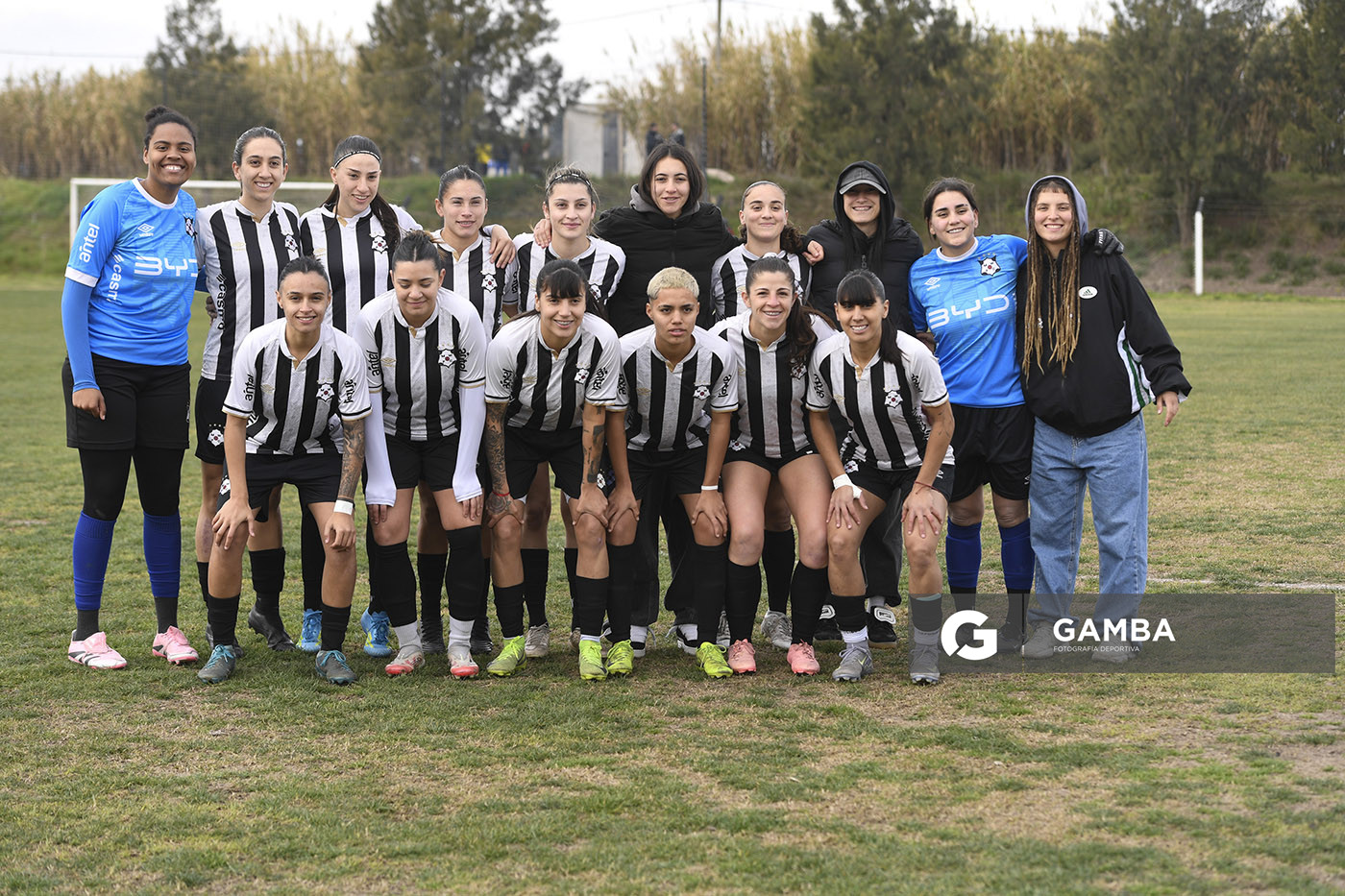 Plantel de Wanderers. Campeonato Uruguayo Femenino. Complejo Walter Devoto.