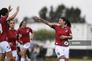 Oriana Fontán, de Nacional, Campeonato Uruguayo Femenino. Complejo Walter Devoto.