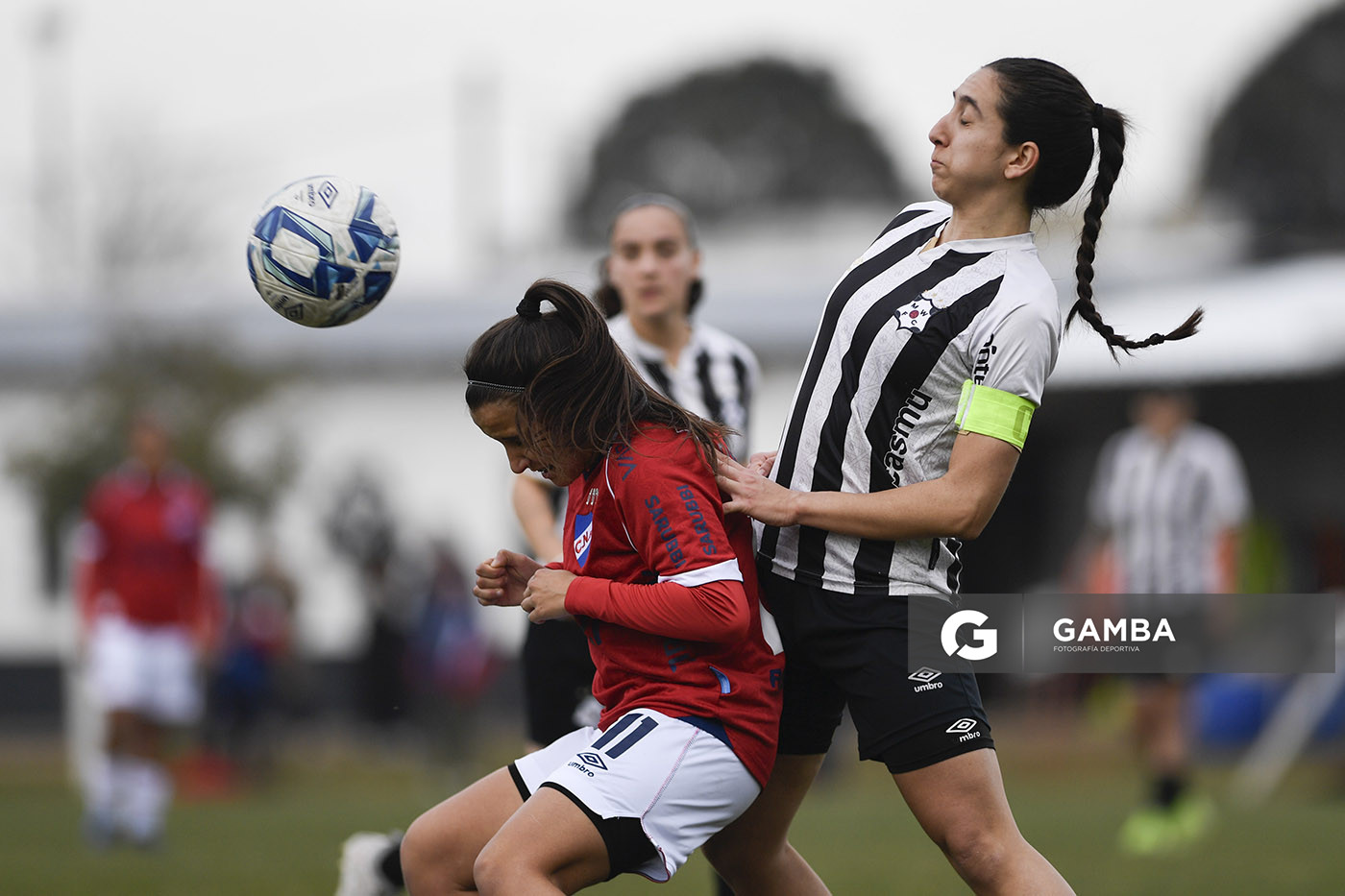 Isabela Pérez, de Nacional, Campeonato Uruguayo Femenino. Complejo Walter Devoto.