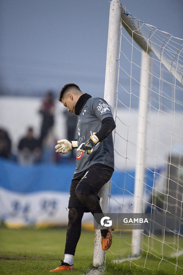 Matheus Brandao, golero de Porongos, 22ª Copa Nacional de Clubes.