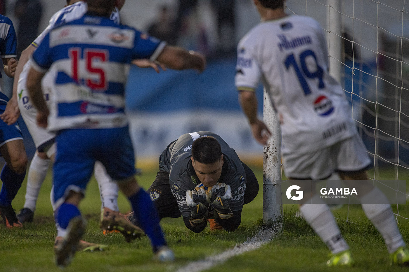Matheus Brandao, golero de Porongos, 22ª Copa Nacional de Clubes.