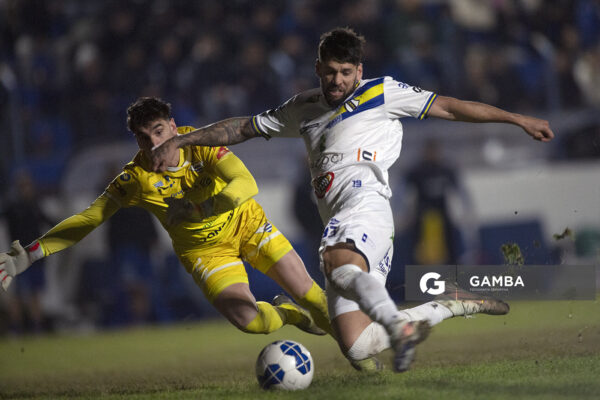 Gabriel Leyes, de Porongos, 22ª Copa Nacional de Clubes.