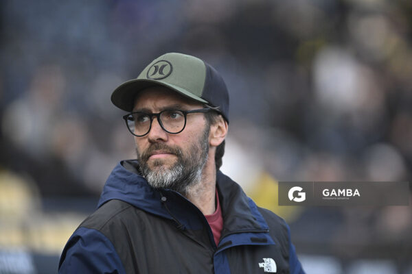 Ignacio Ithurralde, director técnico de Boston River, Liga AUF Uruguaya. Estadio Campeón del Siglo.