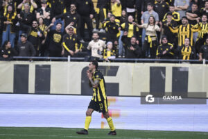 Eduardo Darias, de Peñarol, Liga AUF Uruguaya. Estadio Campeón del Siglo.