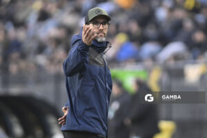 Ignacio Ithurralde, director técnico de Boston River, Liga AUF Uruguaya. Estadio Campeón del Siglo.