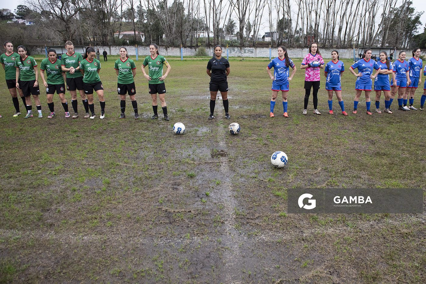 Virginia Cardozo, árbitra central, 24ª Copa Nacional de Fútbol Femenino .
