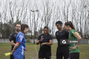 Virginia Cardozo, árbitra central, 24ª Copa Nacional de Fútbol Femenino .