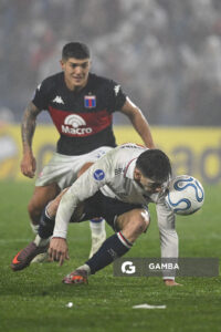 Maximiliano Silvera, de Nacional, Copa Conmebol Sudamericana. Estadio Gran Parque Central.