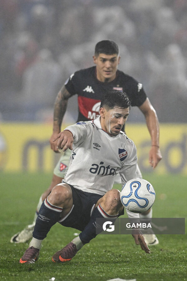 Maximiliano Silvera, de Nacional, Copa Conmebol Sudamericana. Estadio Gran Parque Central.