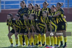 Titulares de Peñarol. Campeonato Uruguayo Femenino. Parque Palermo.