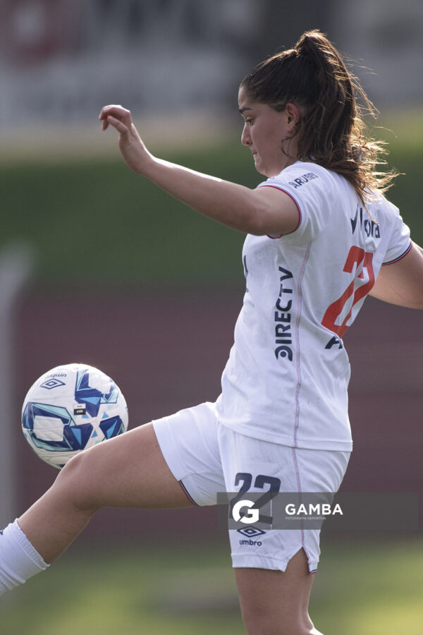 Julieta Lados, de Nacional, Campeonato Uruguayo Femenino. Parque Palermo.