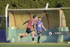 Alejandro Planchón, de Barracas, 18ª Copa Nacional de Clubes. Estadio Julia Pereira.