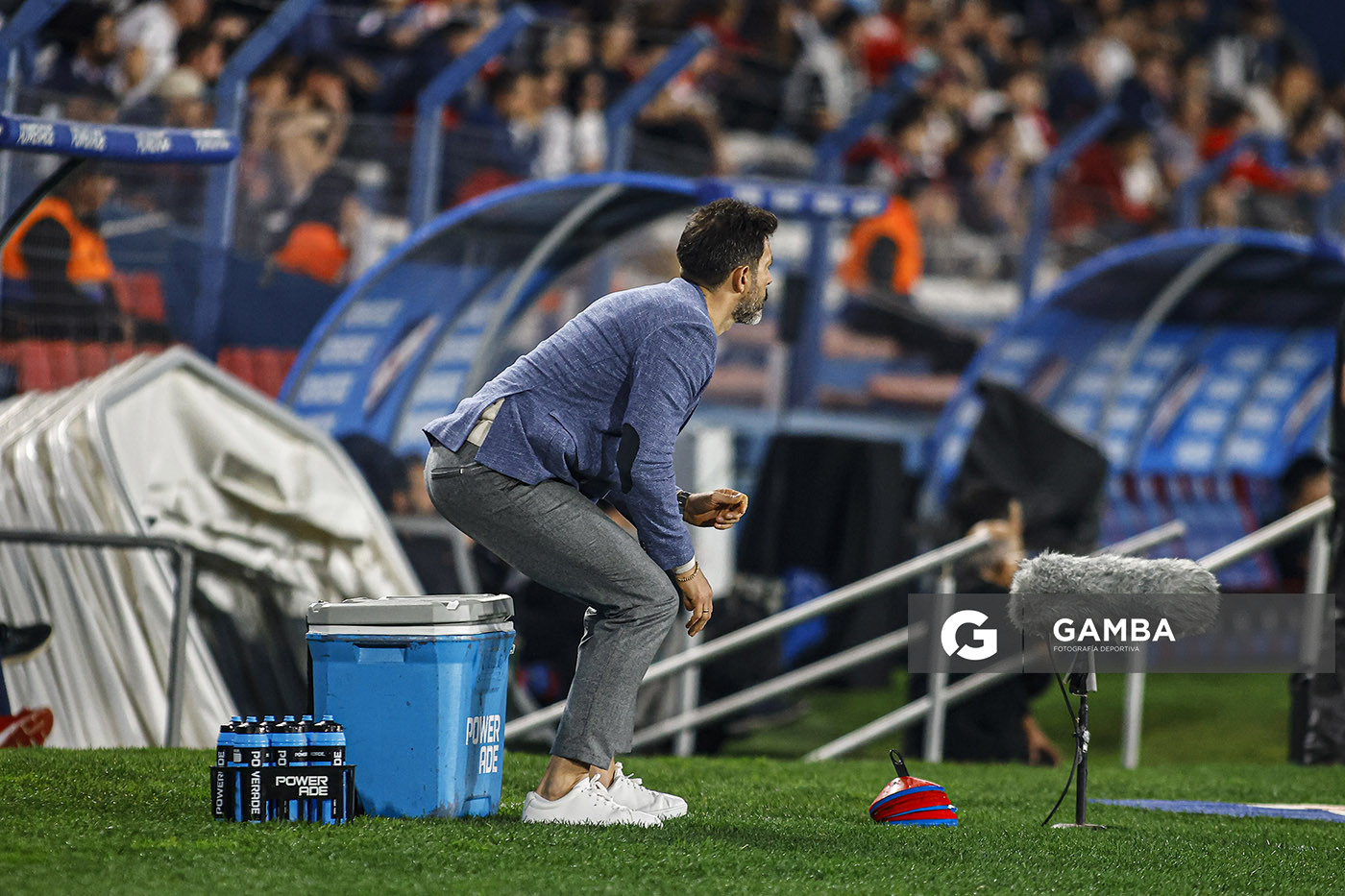 Jorge Bava, director técnico de Nacional, Liga AUF Uruguaya. Estadio Gran Parque Central.