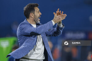 Jorge Bava, director técnico de Nacional, Liga AUF Uruguaya. Estadio Gran Parque Central.