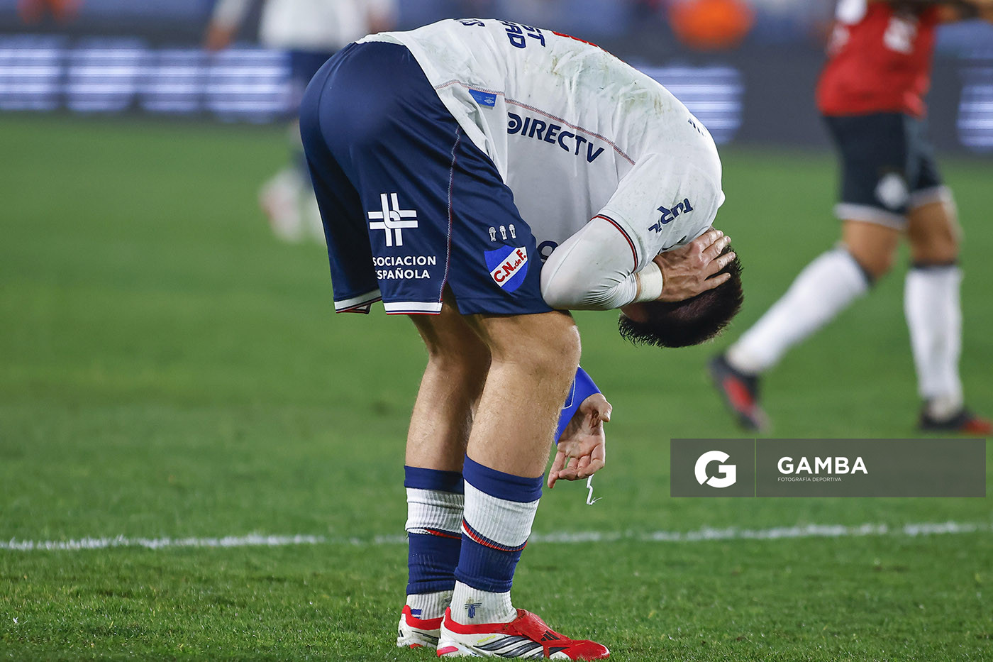 Sebastián Coates, de Nacional, Liga AUF Uruguaya. Estadio Gran Parque Central.