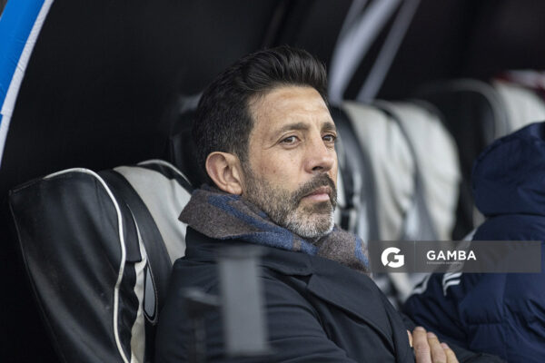 Jorge Bava, director técnico de Nacional, Liga AUF Uruguaya. Estadio María Mincheff de Lazaroff.