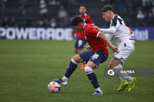 Pavel Núñez, de Nacional, Liga AUF Uruguaya. Estadio María Mincheff de Lazaroff.