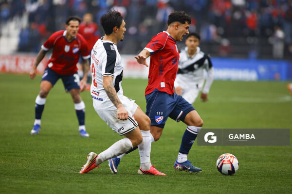 Rodrigo Martínez, de Nacional, Liga AUF Uruguaya. Estadio María Mincheff de Lazaroff.